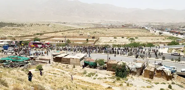 BLA blocks Quetta-Karachi highway