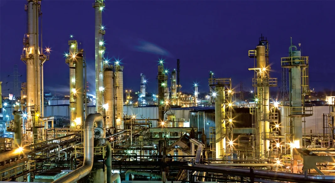 Reliance Ind to invest in $300 bn US refinery