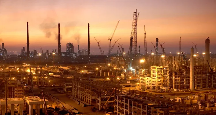 Brent Oil Surge Tests India’s Energy and Inflation Outlook