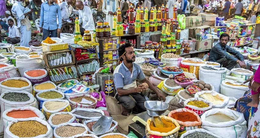 India Wholesale Inflation Falls to 9.78% in July
